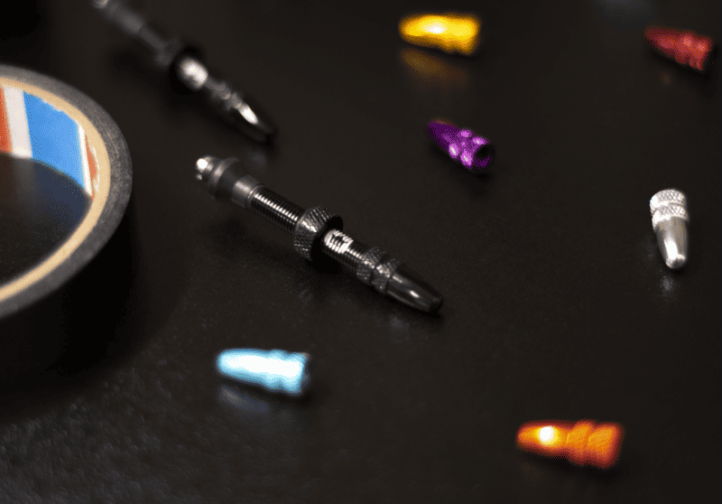 NOBL Tubeless Valve & Cap - Image 2