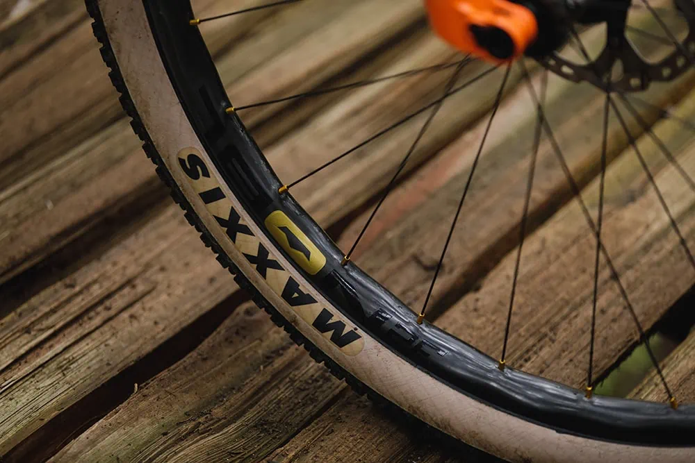 TR32 DT Swiss 240 Boost XC Wheelset - Image 2