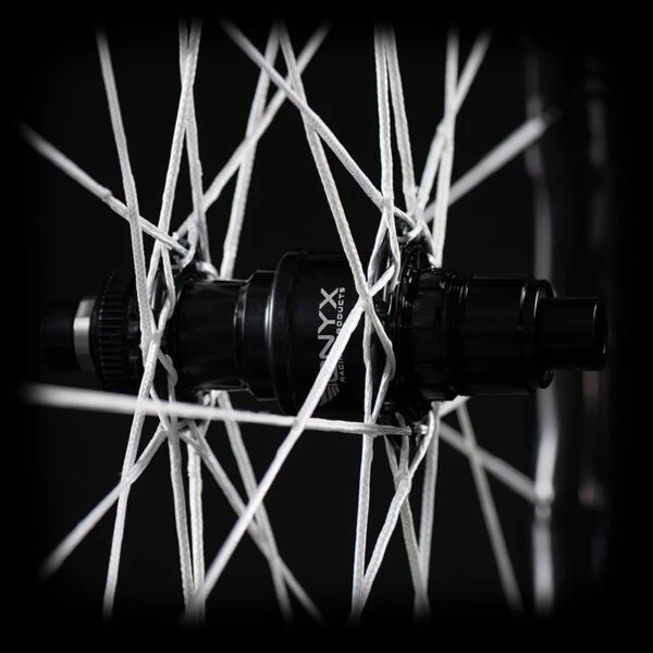 TR32 Onyx Hook Flange Custom Berd Wheelset