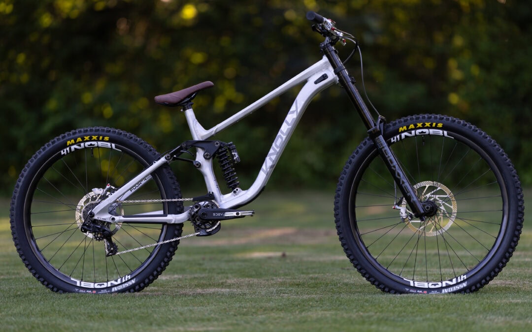 What We Ride – Nic’s Knolly Delerium DH Bike